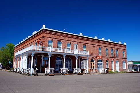 Two stroy brinck hotel takes up a city block.