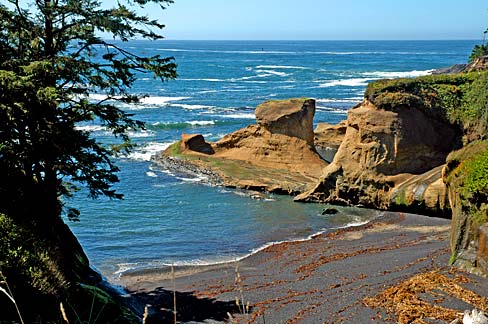 Ocean beach in Lincoln County